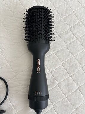 Amika Hair Blow Dryer Brush